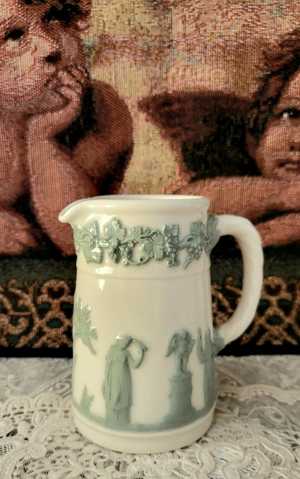 (레어템)영국 웨지우드 퀸즈웨어 셀라돈 온 크림 스몰저그