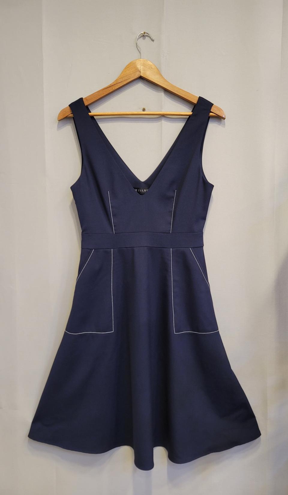 더틸버리 브이넥 원피스