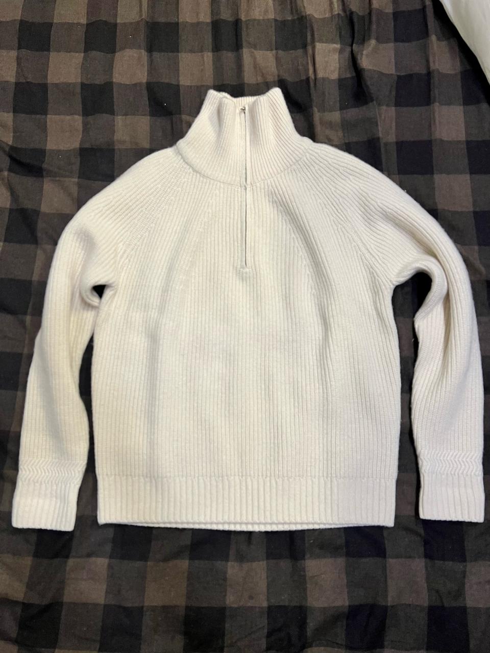 부기홀리데이 half zip스웨터 크림