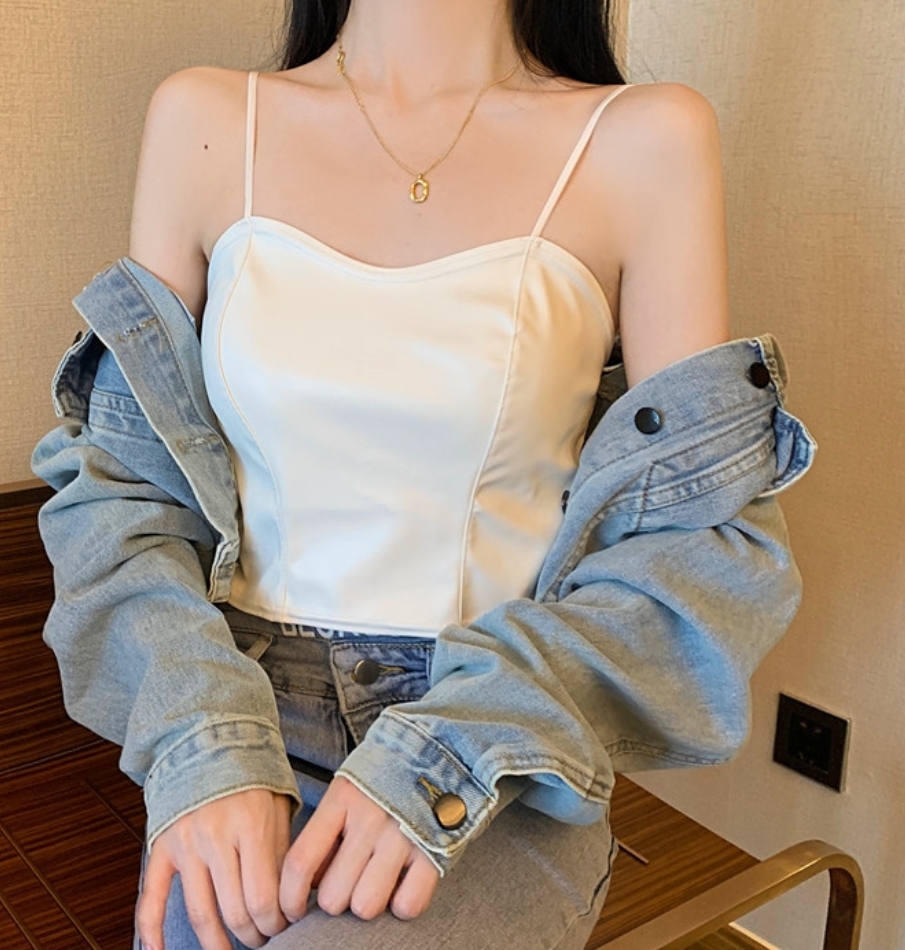 가죽 크롭 나시