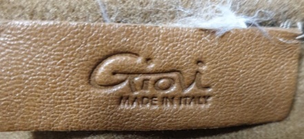 명품 Giovi 삼각 숄 made in italy