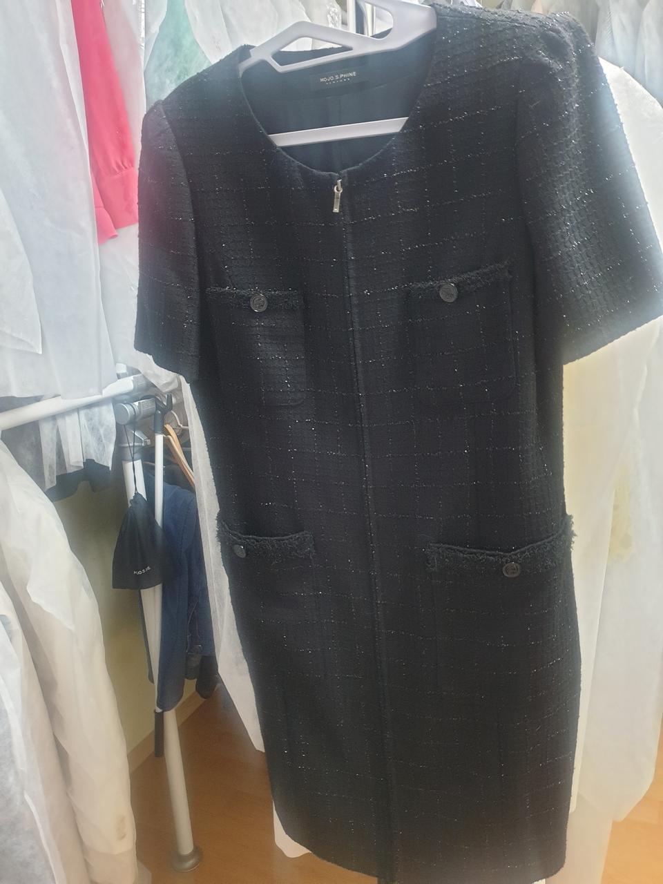 모조에스핀원피스