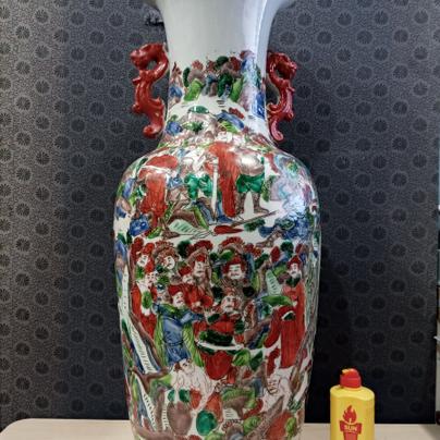 대청강희년제 군사들 그림이 있는 대형도자기