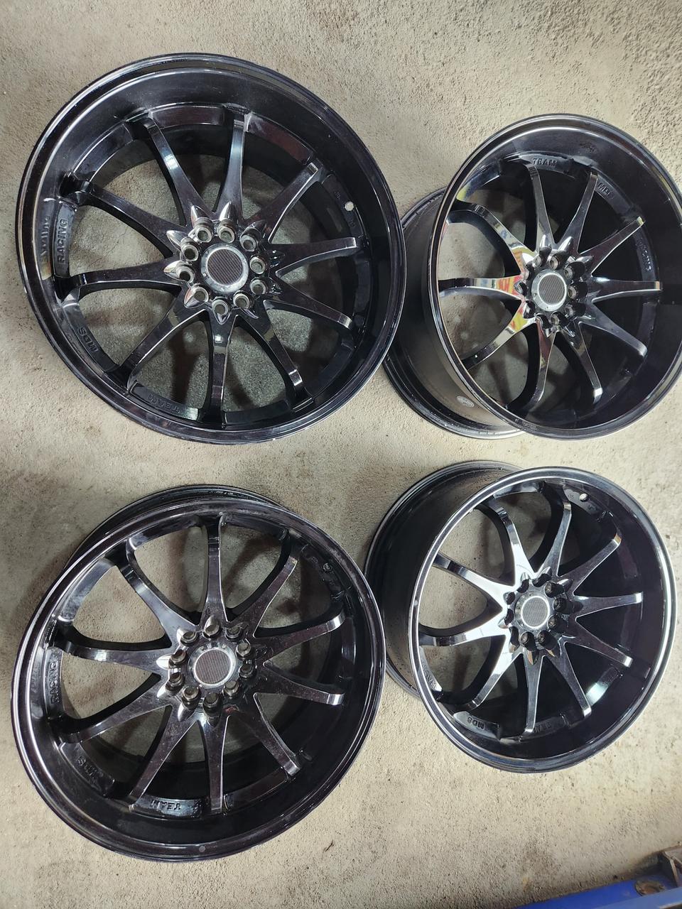 c28 19인치 중고휠 한대분 판매