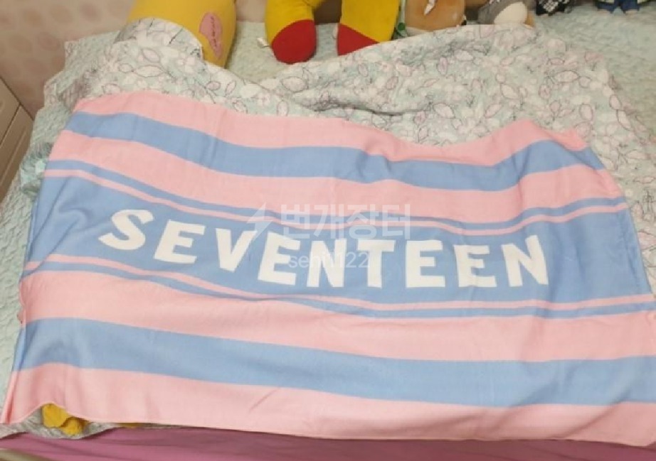 캐럿 4기  비치 타월+3기 포카+덤포카