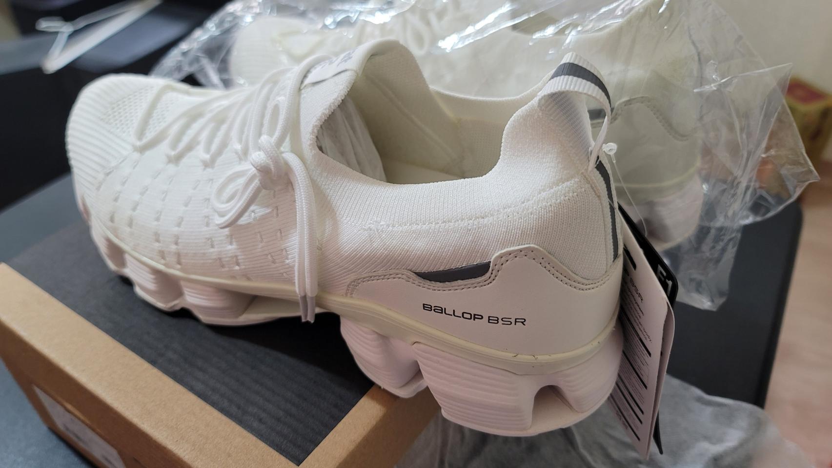 밸롭 운동화 275(새상품)