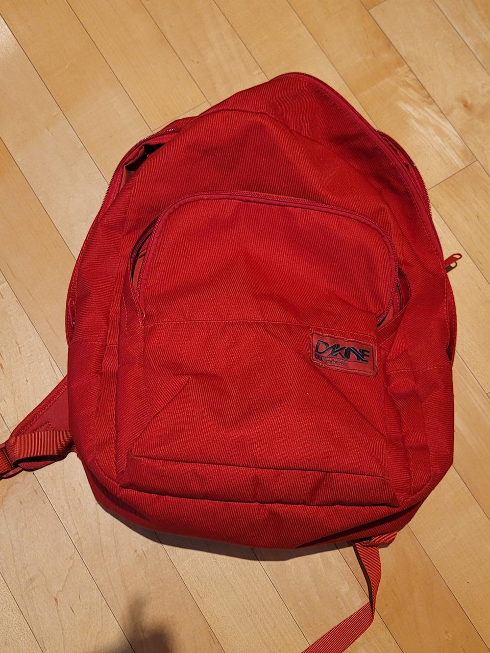 DKNY 백팩