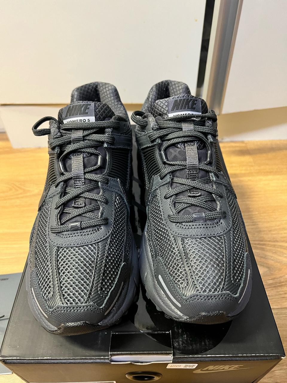 나이키 보메로5 sp 엔트러사이트 올블랙