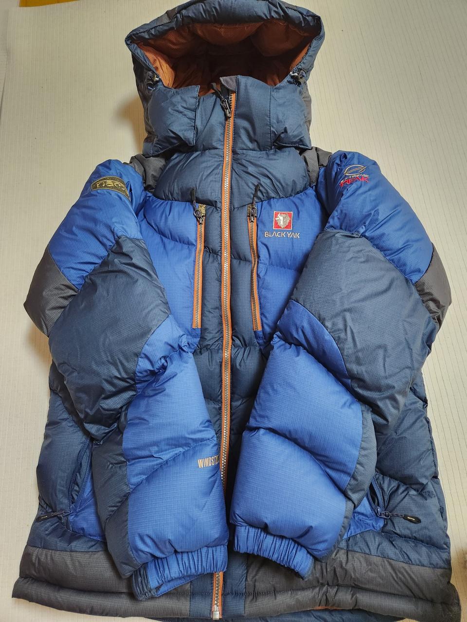 남성 블랙야크 구스패딩