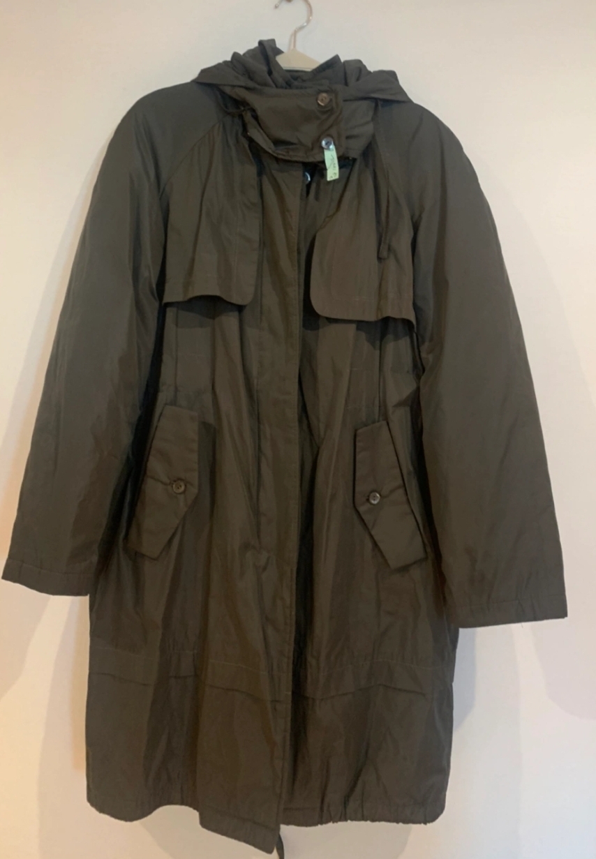 구호 간절기 패딩 66정도