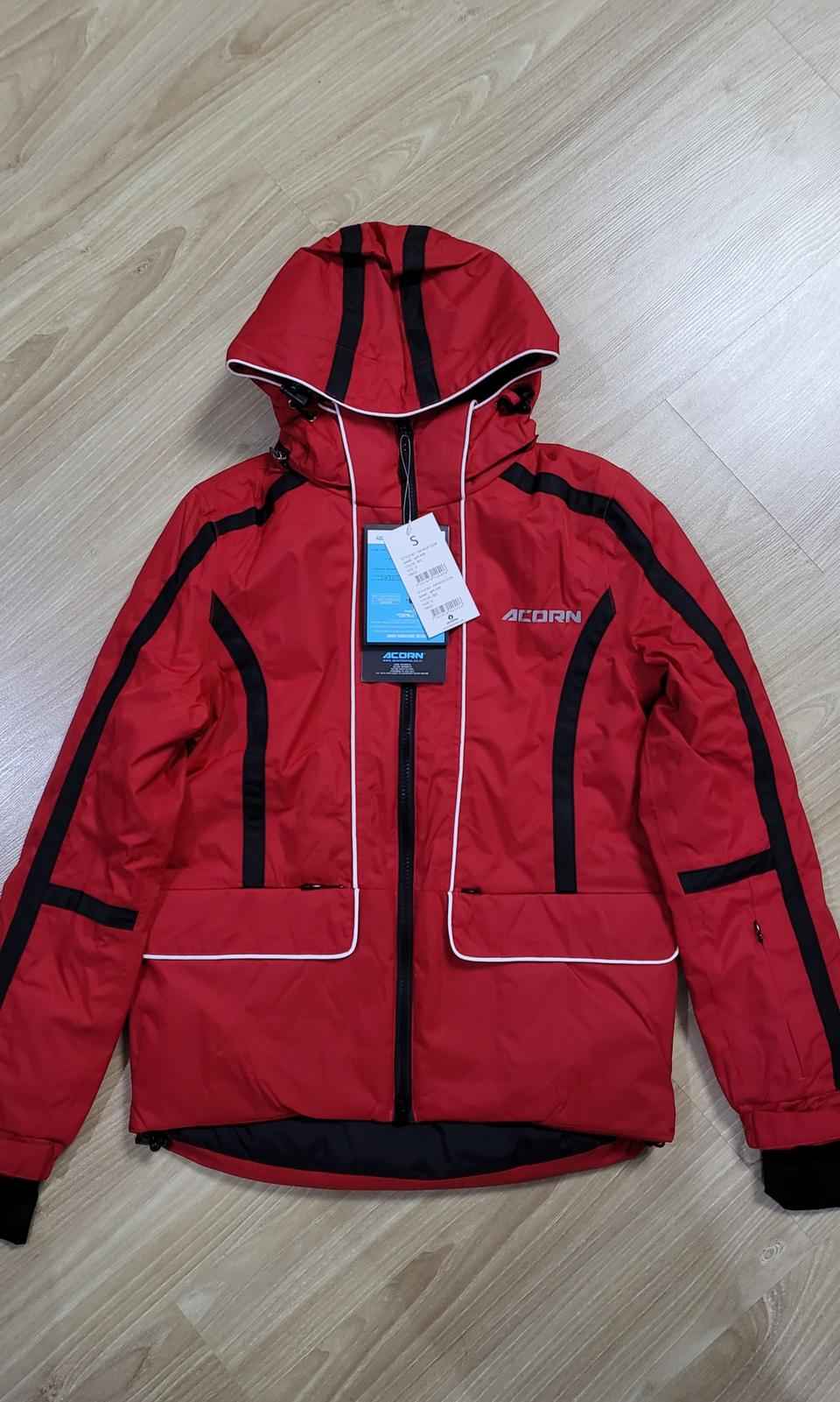 펠리체 에이콘 스키복