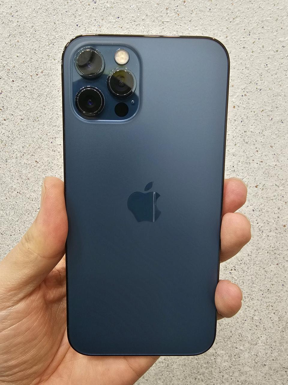 아이폰12프로 배터리100 판매합니다