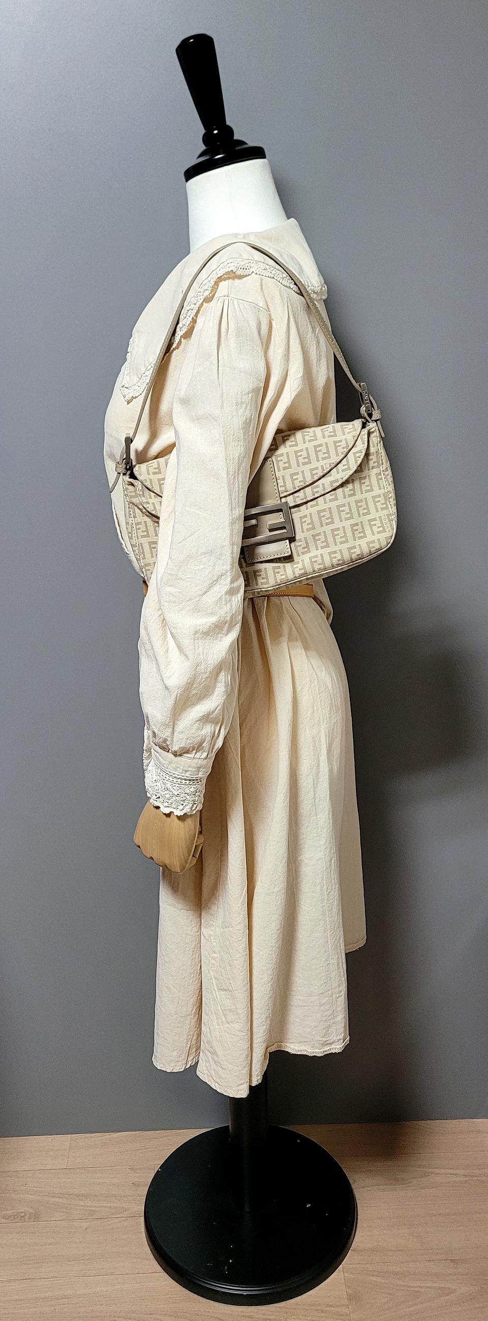 [중고A급] 펜디 빈티지 더블플랩 바게트