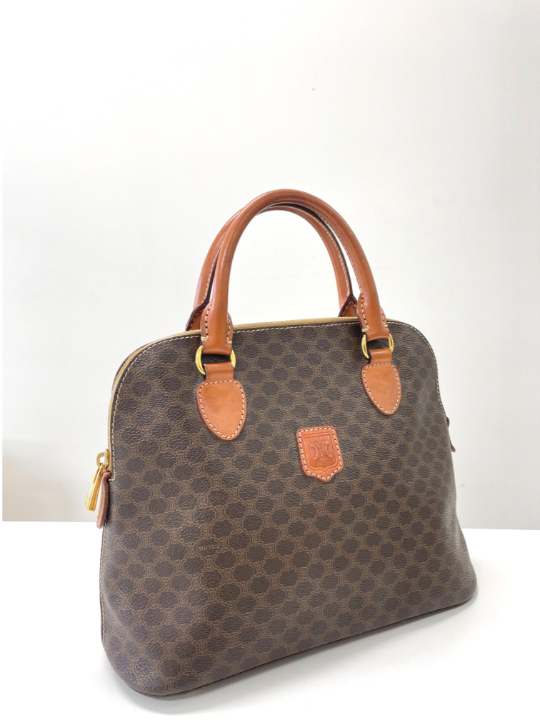 셀린느 마카담 하프문 토트백