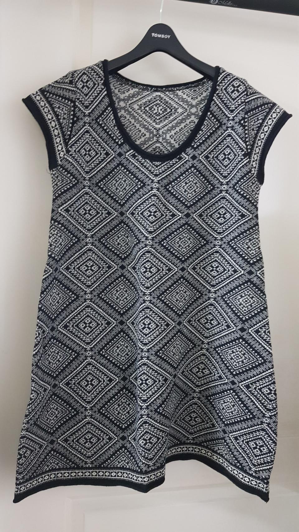 여성 니트 원피스