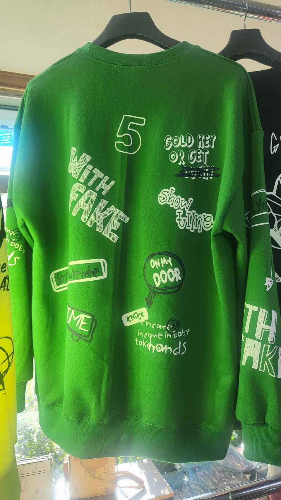 봄신상  여성.남성맨투맨 입니다 사이즈참고