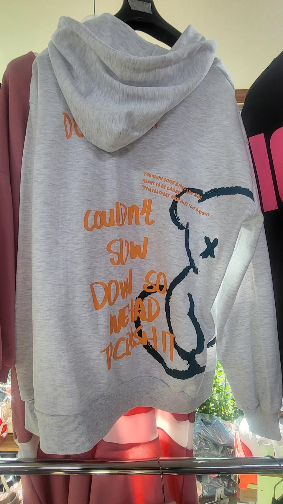 봄신상 듀얼곰후드티입니다 사이즈참고하세요