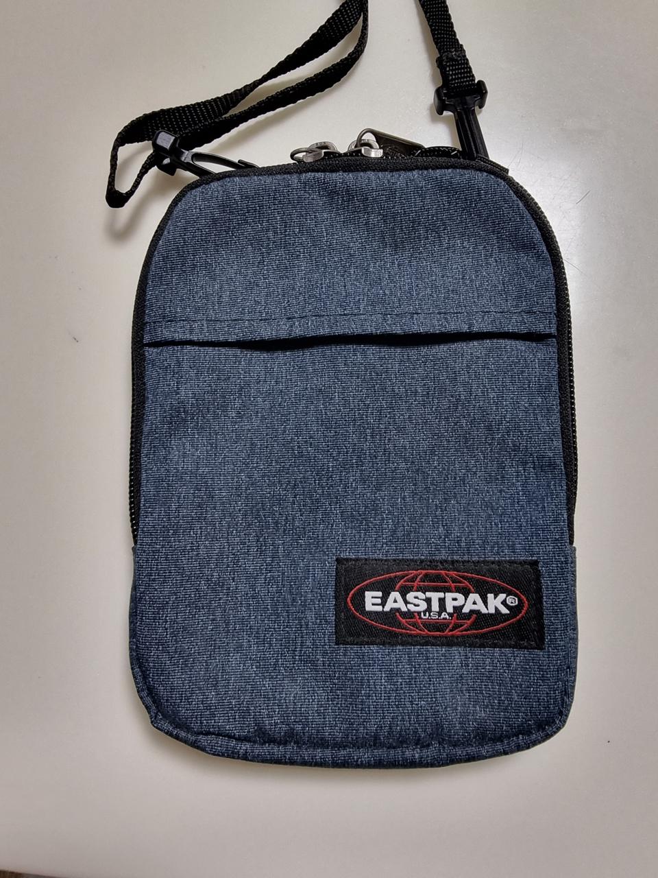 이스트팩 데님 미니크로스백