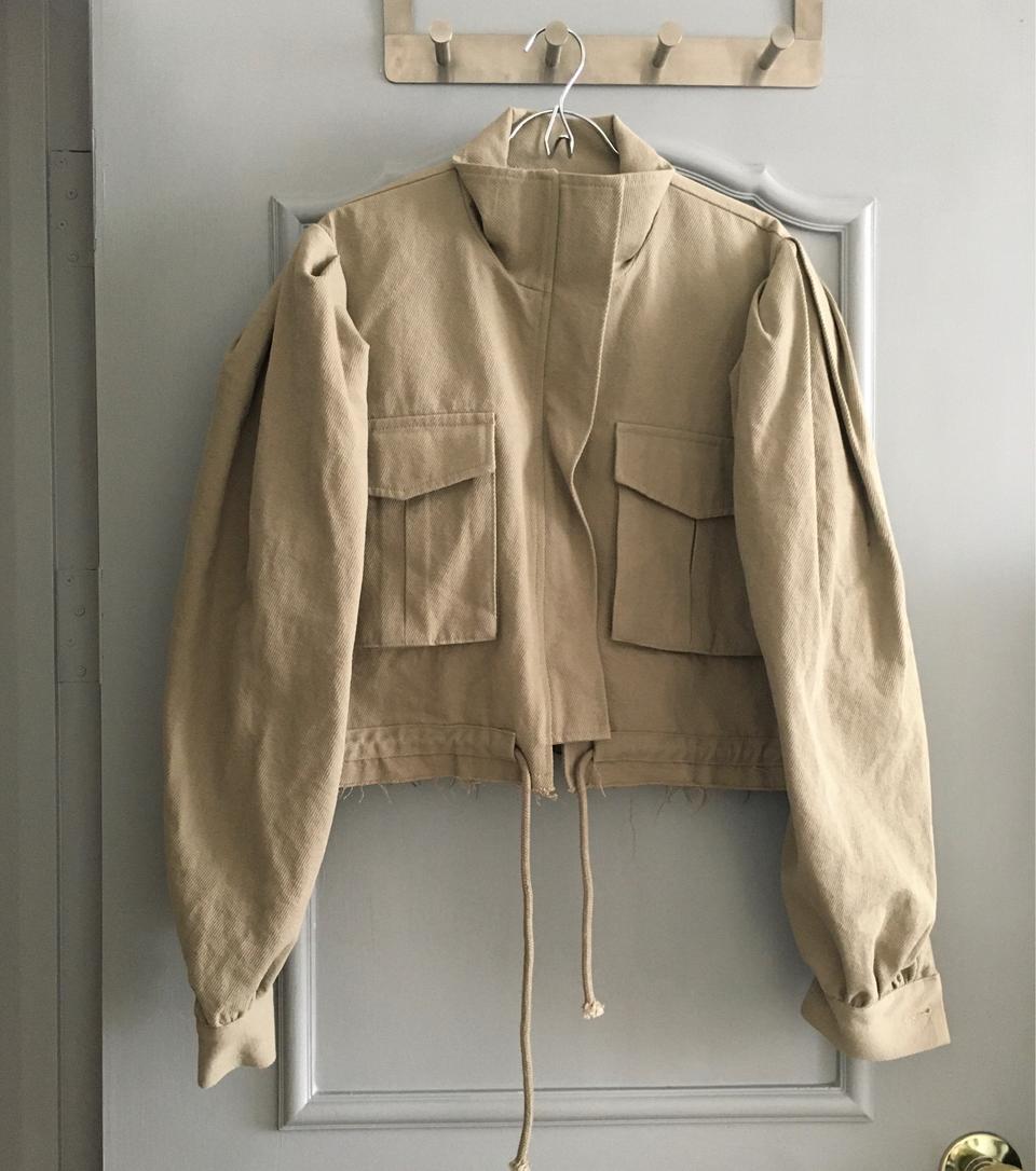 크롭 셔링 자켓 프리사이즈 거의새거