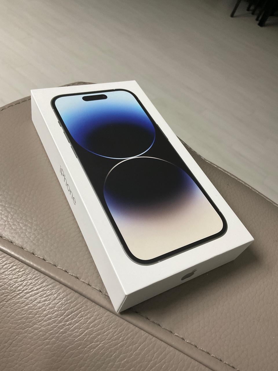 아이폰14프로 256G 실버. 미개봉 자급제