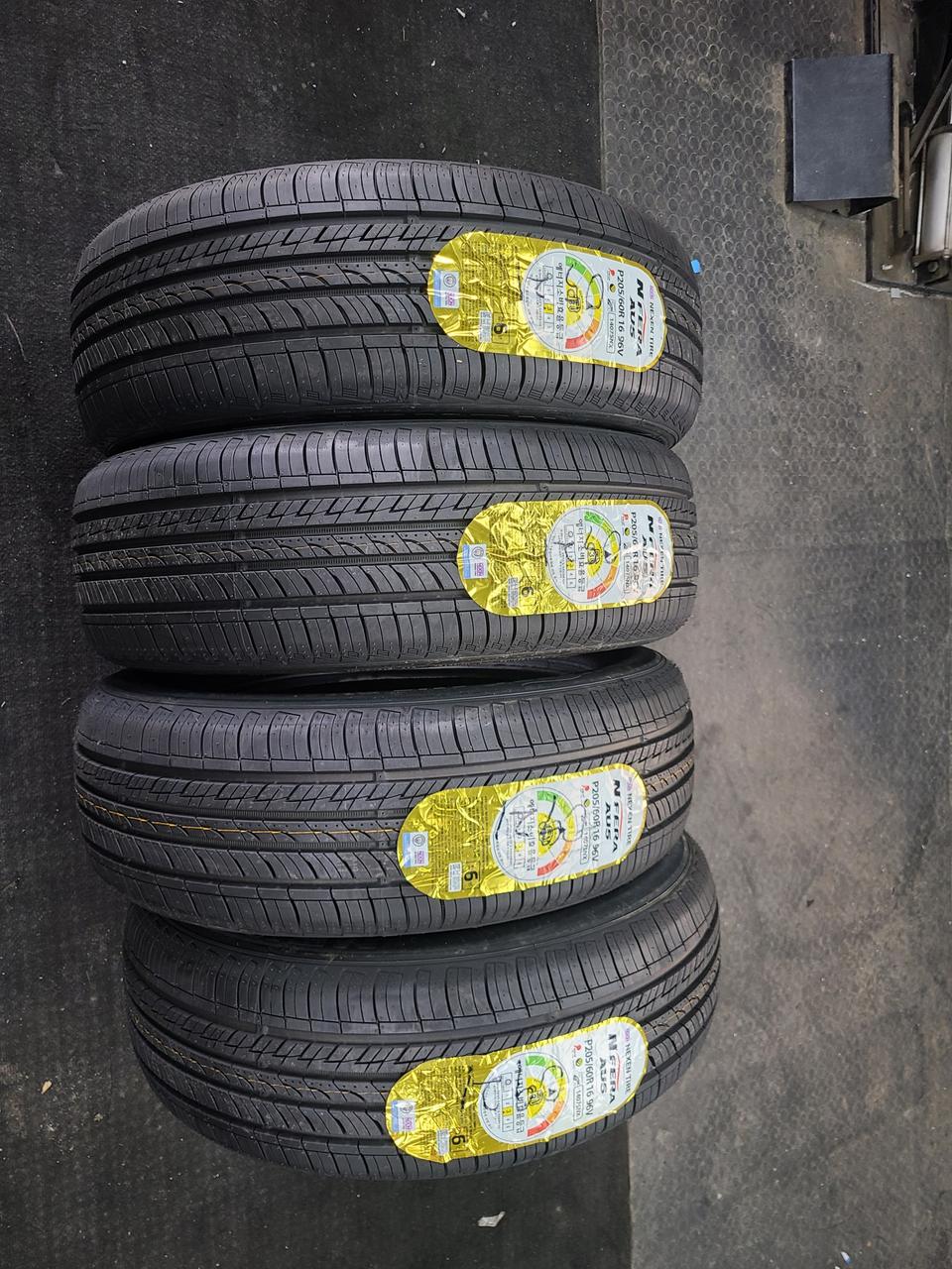 205 60 16 넥센타이어 엔페라 AU5 최고급형 판매