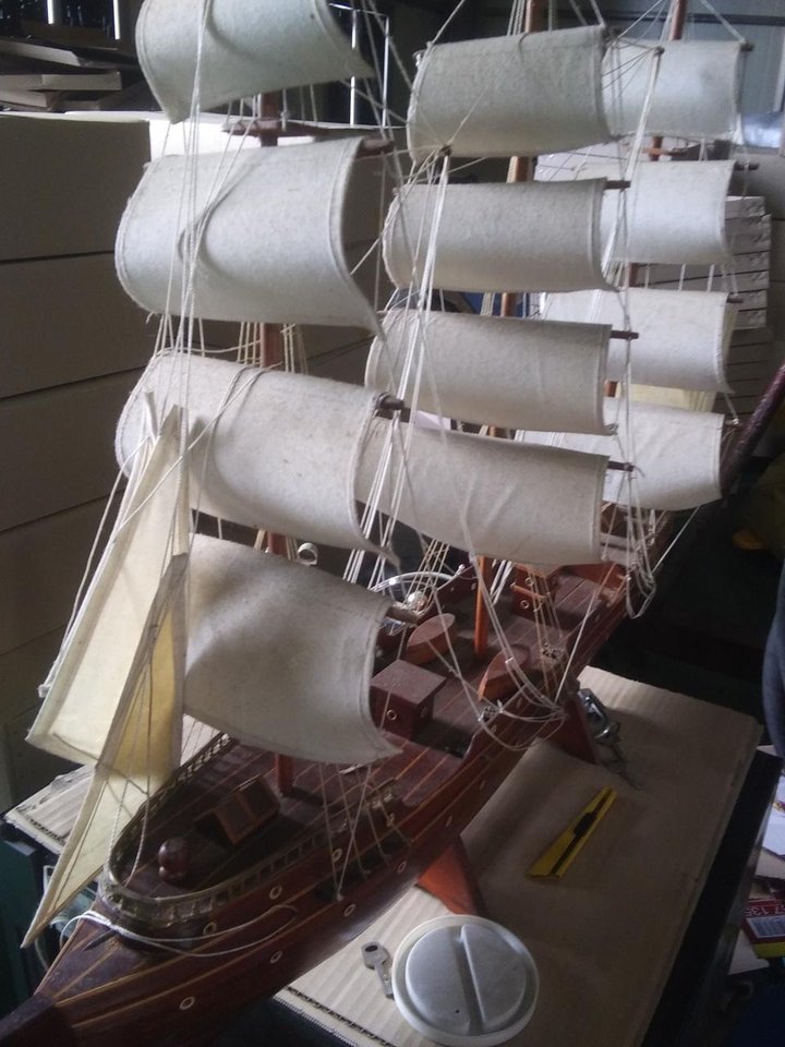 대형범선.80cm.약간의 손질필요.