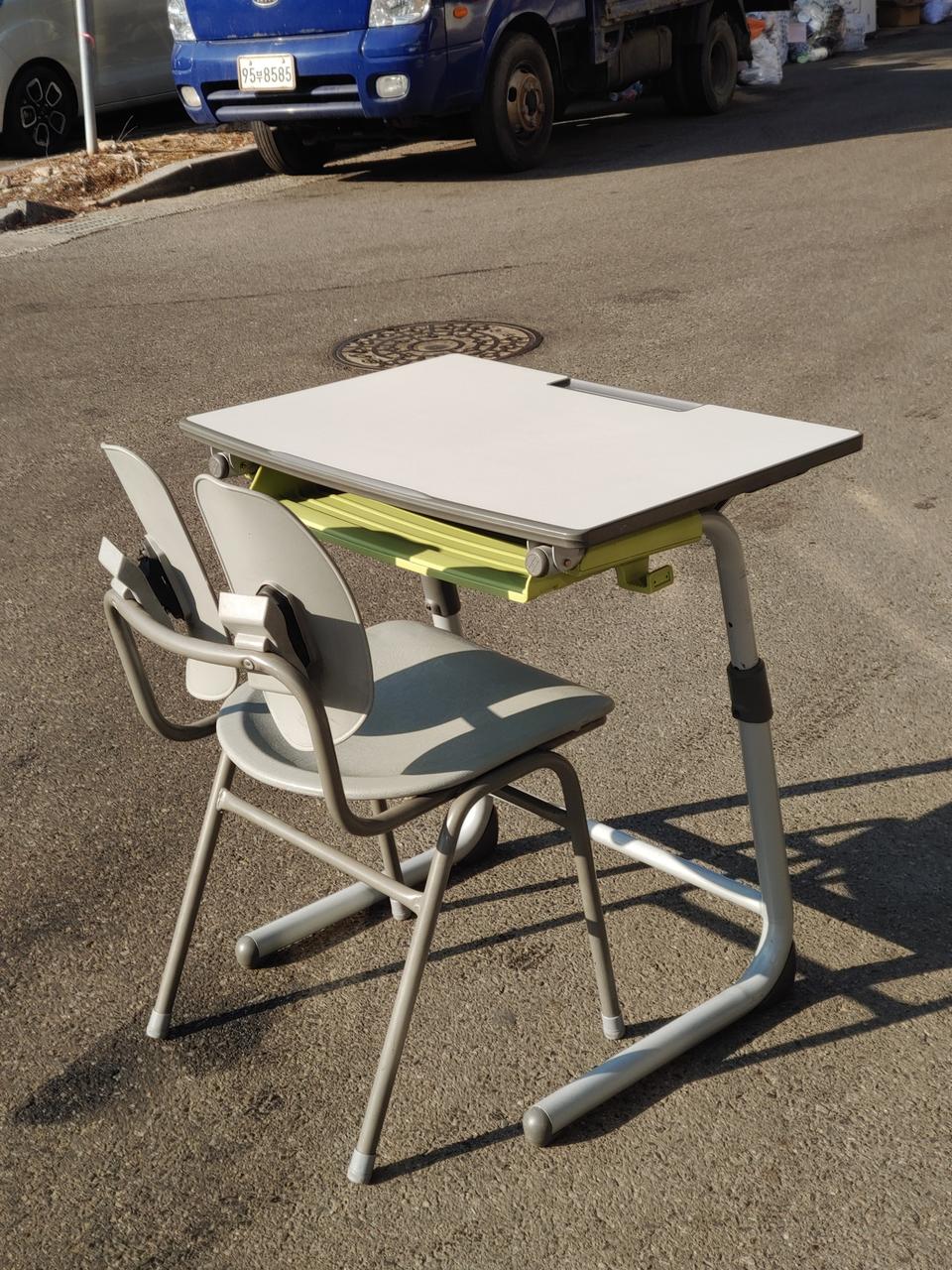 1-2) 학원책걸상