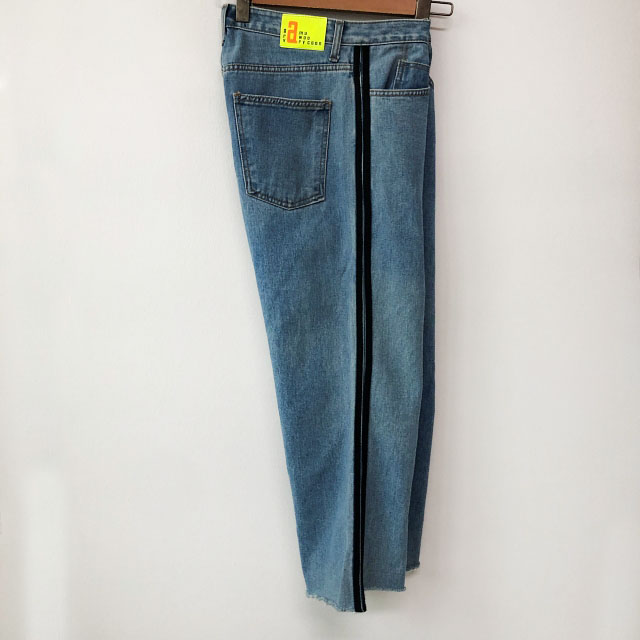 30 (M) 연청 라인 트랙 언발런스 커팅 8부 와이드 데님 팬츠