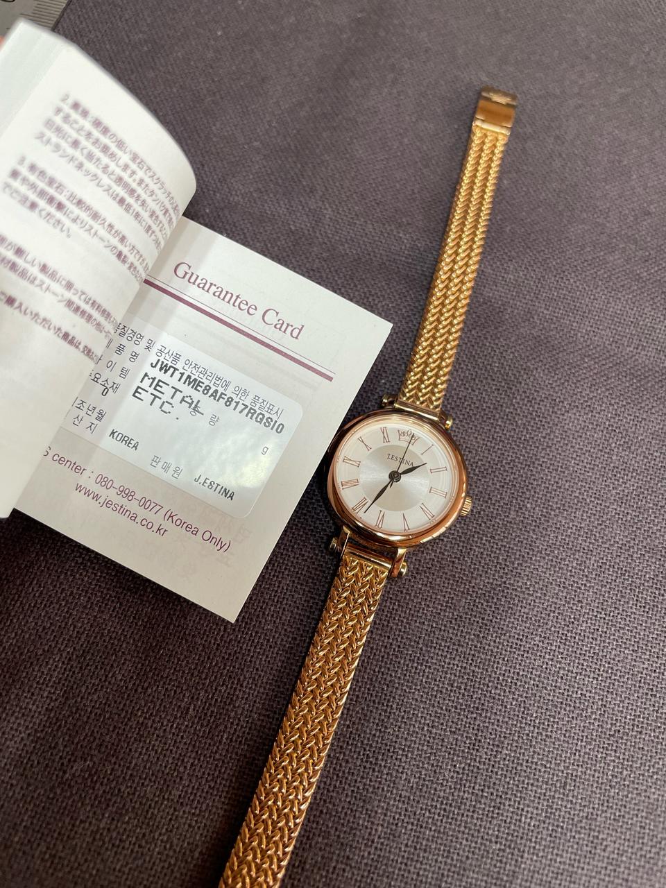 제이에스티나 손목시계