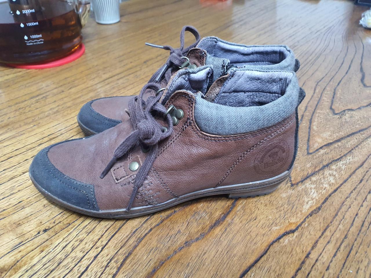 랜드로바캐주얼화