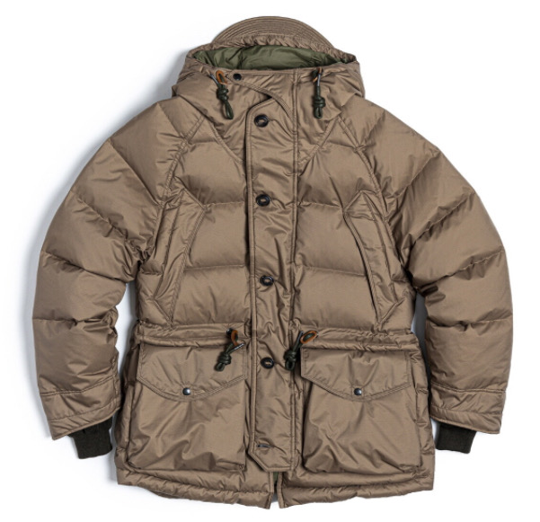 이스트로그 딥베이지 L사이즈