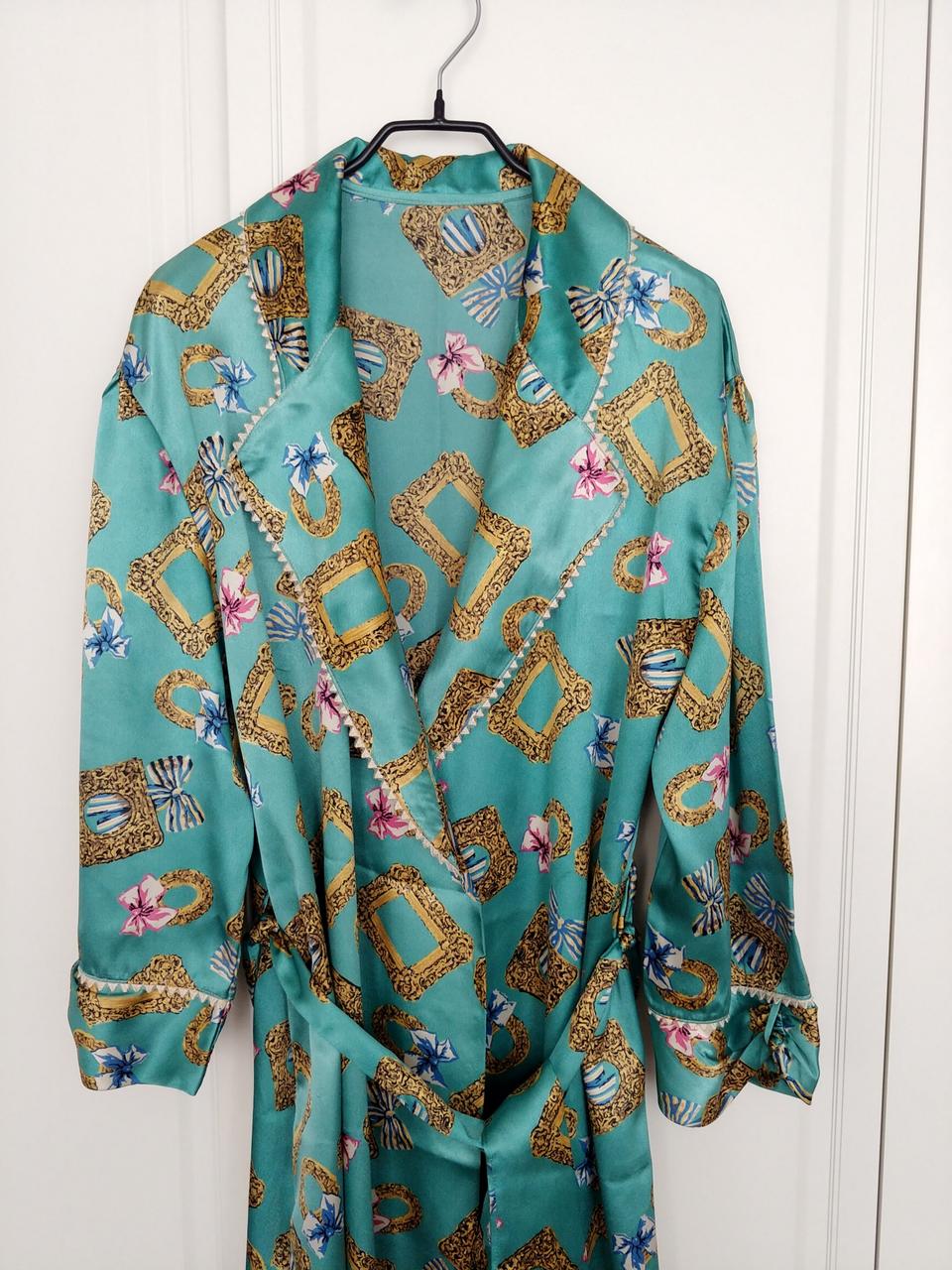 빈티지풍 가운 / 로브 판매합니다