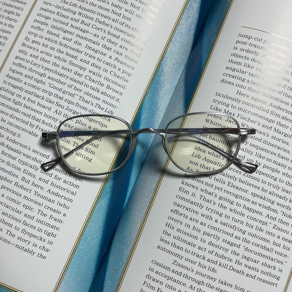 사각 실버 티타늄 코받침 없는 일본 안경