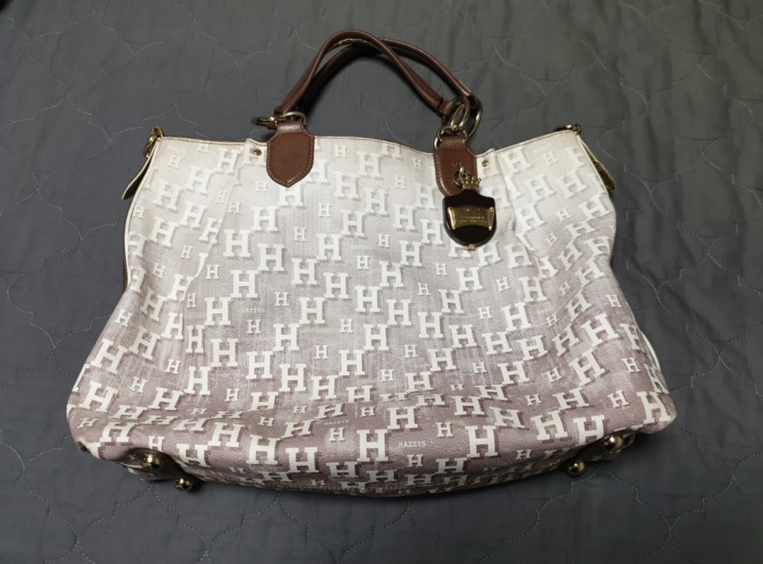 헤지스 소가죽가방