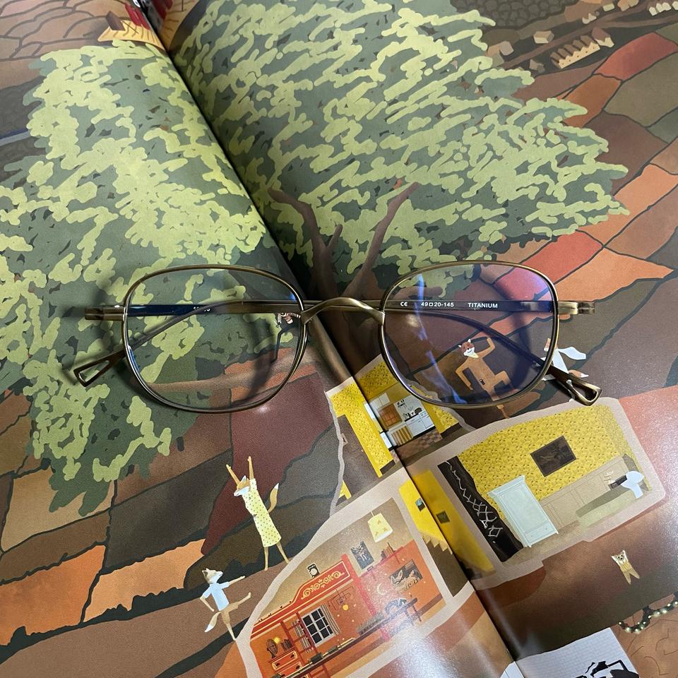 사각 엔틱골드 코받침 없는 티타늄 일본 안경