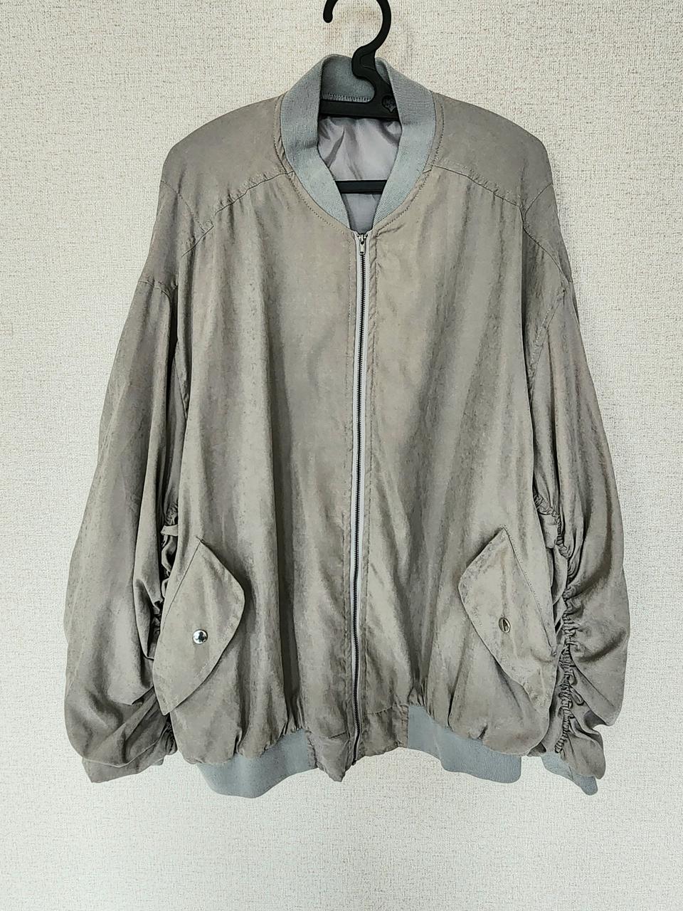 택포.새상품.여자 항공점퍼(오버핏.그레이)