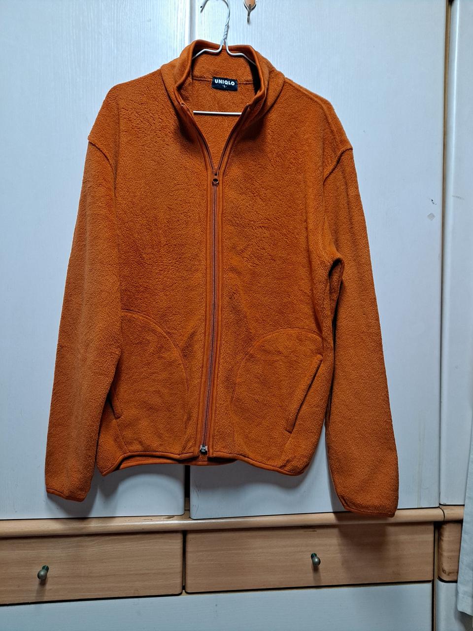 유니클로 등산복 짚업상의 (100사이즈 )