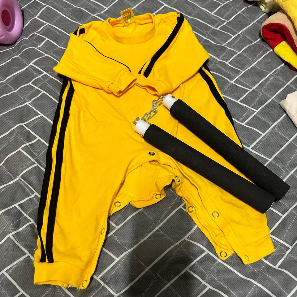 아기옷 이소룡슈트 코스튬 쌍절곤 세트 새것