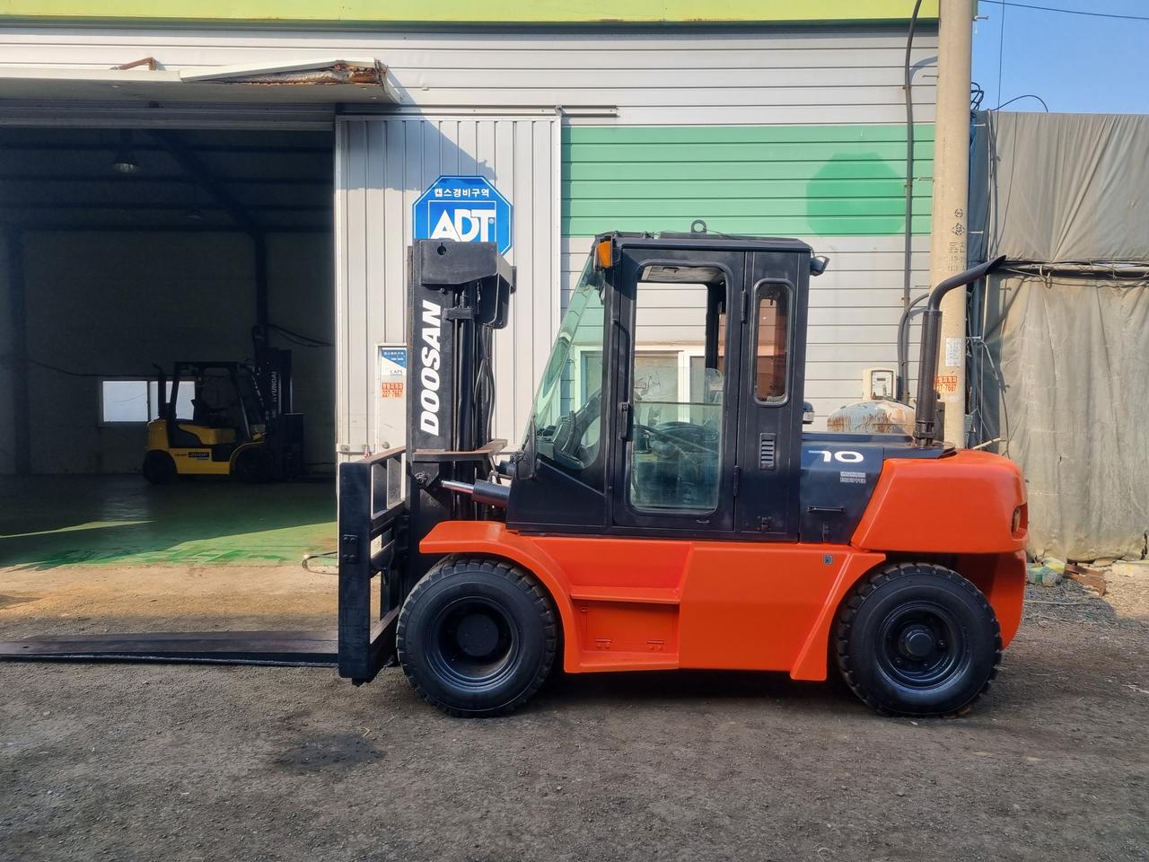 두산7톤 디젤지게차 팝니다