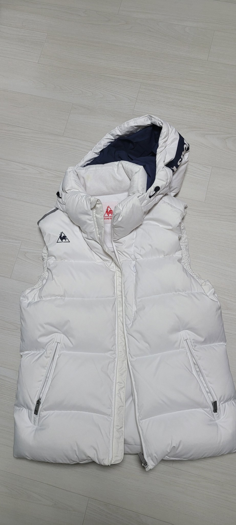 르꼬끄 오리털 퍄딩조끼