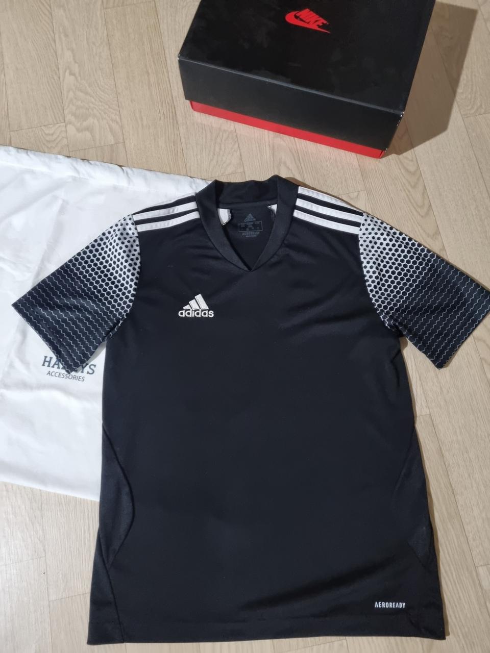 아디다스 기능성 테니스 티셔츠 M