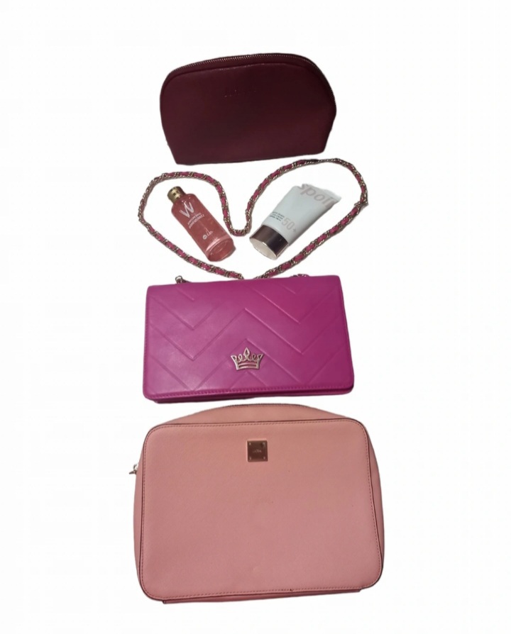 (무료배송)희소성있는 제이에스티나 가죽 체인백+일괄 판매