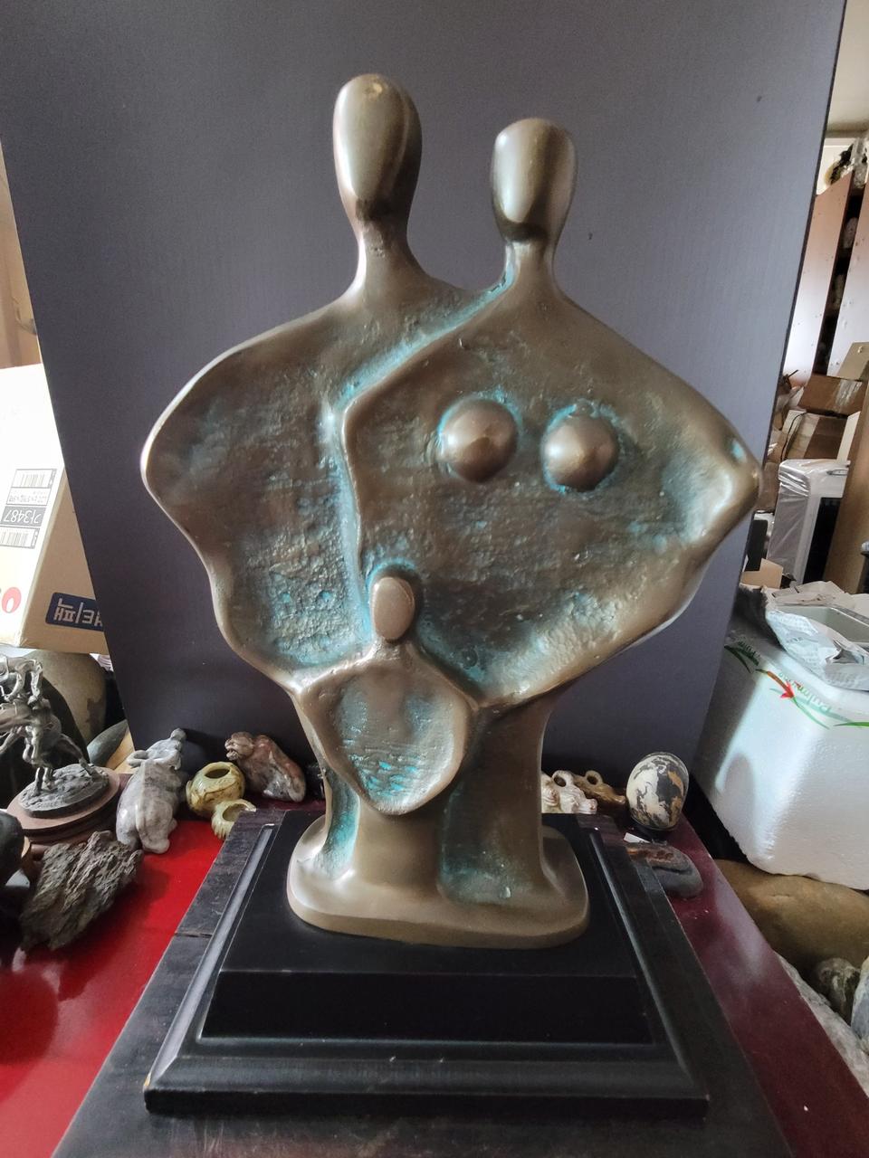 동브론즈 조각 작품