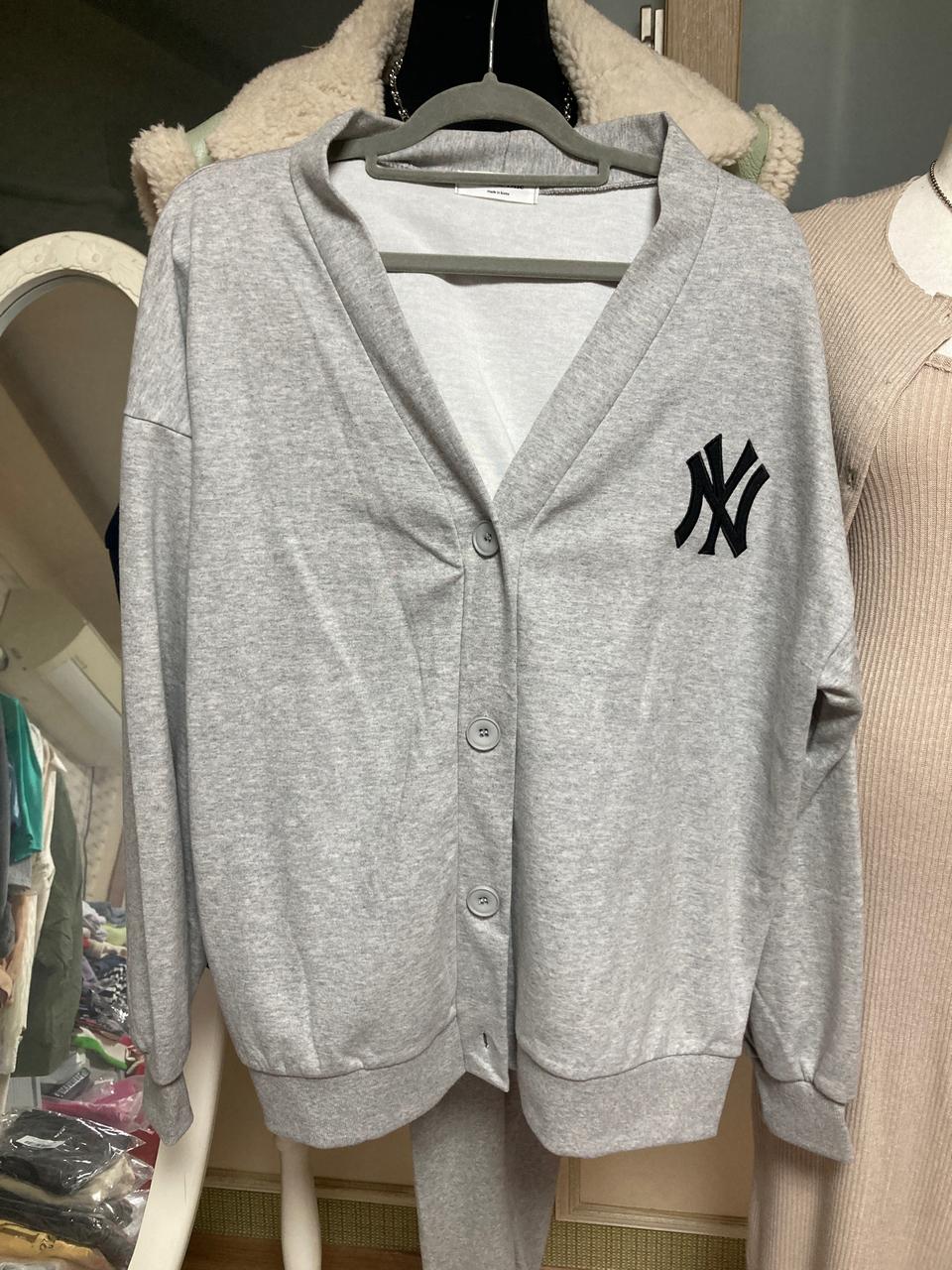 남여 공용 자수 가디건(새상품)