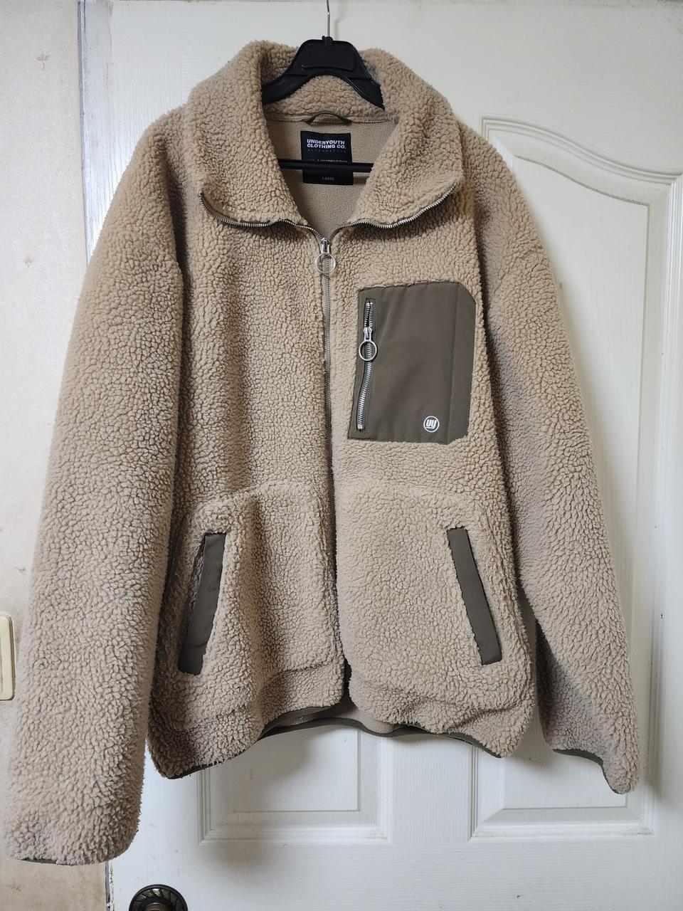 무신사 양모후리스 진베이지L 헐값에 정리