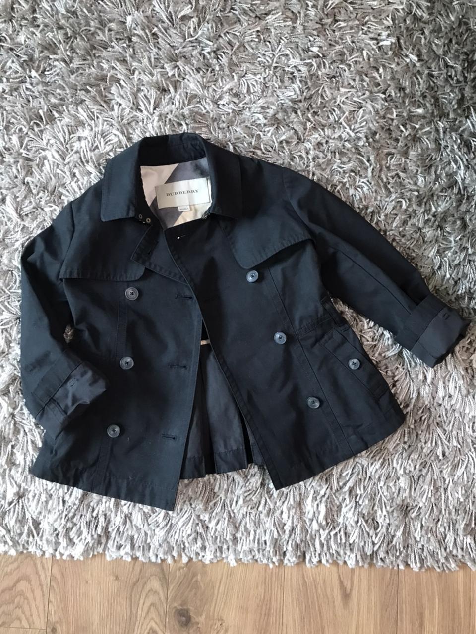 버버리키즈 여아트렌치자켓