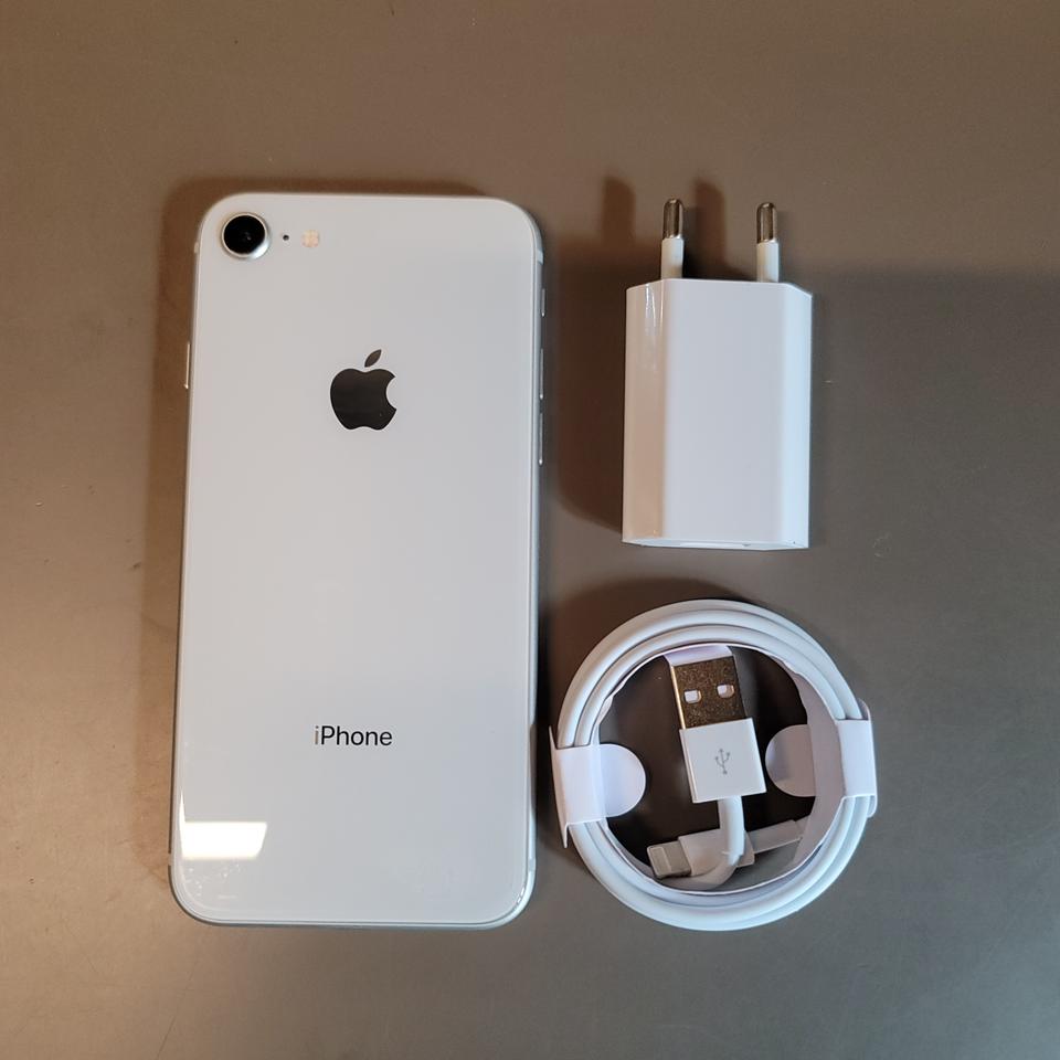 아이폰8 256기가 화이트 배터리성능100