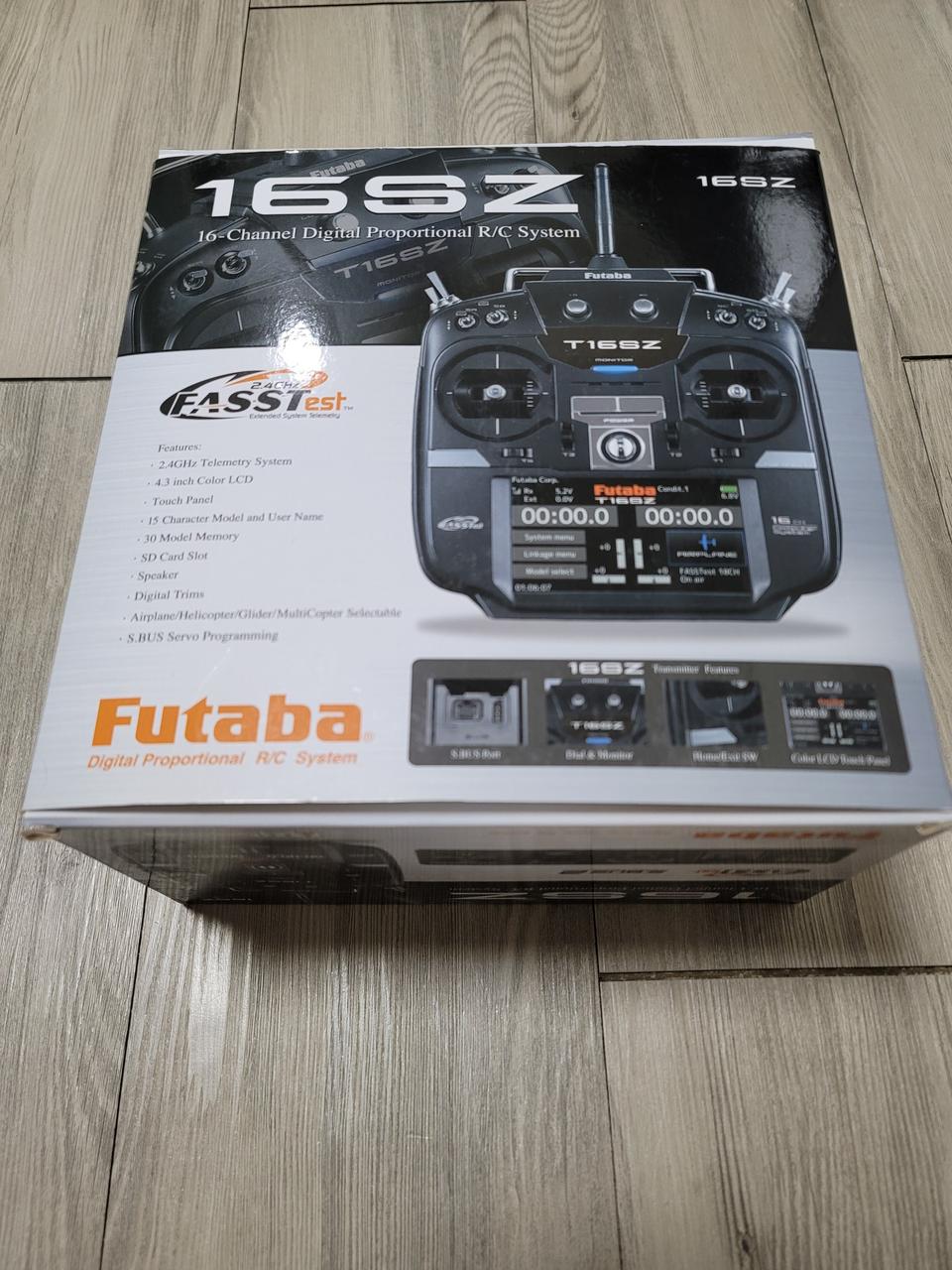 후타바 (Futaba 16sz) 무선 RC 조종기 팝니다 (미개봉) !!