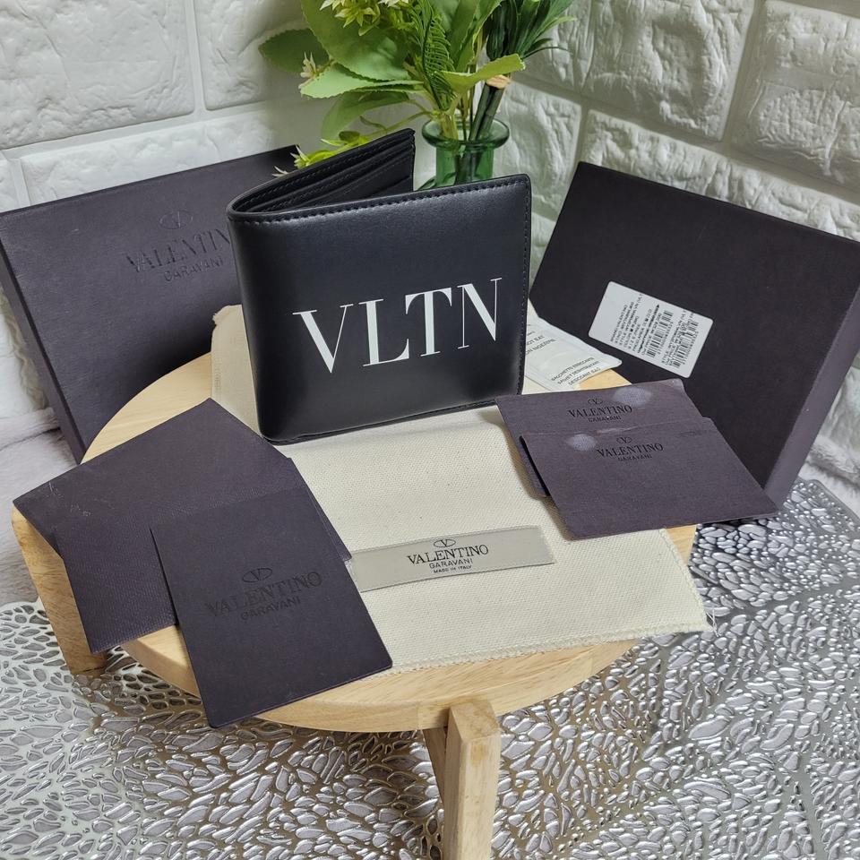 발렌티노 반지갑(WY2P0654LVN) VLTN 로고