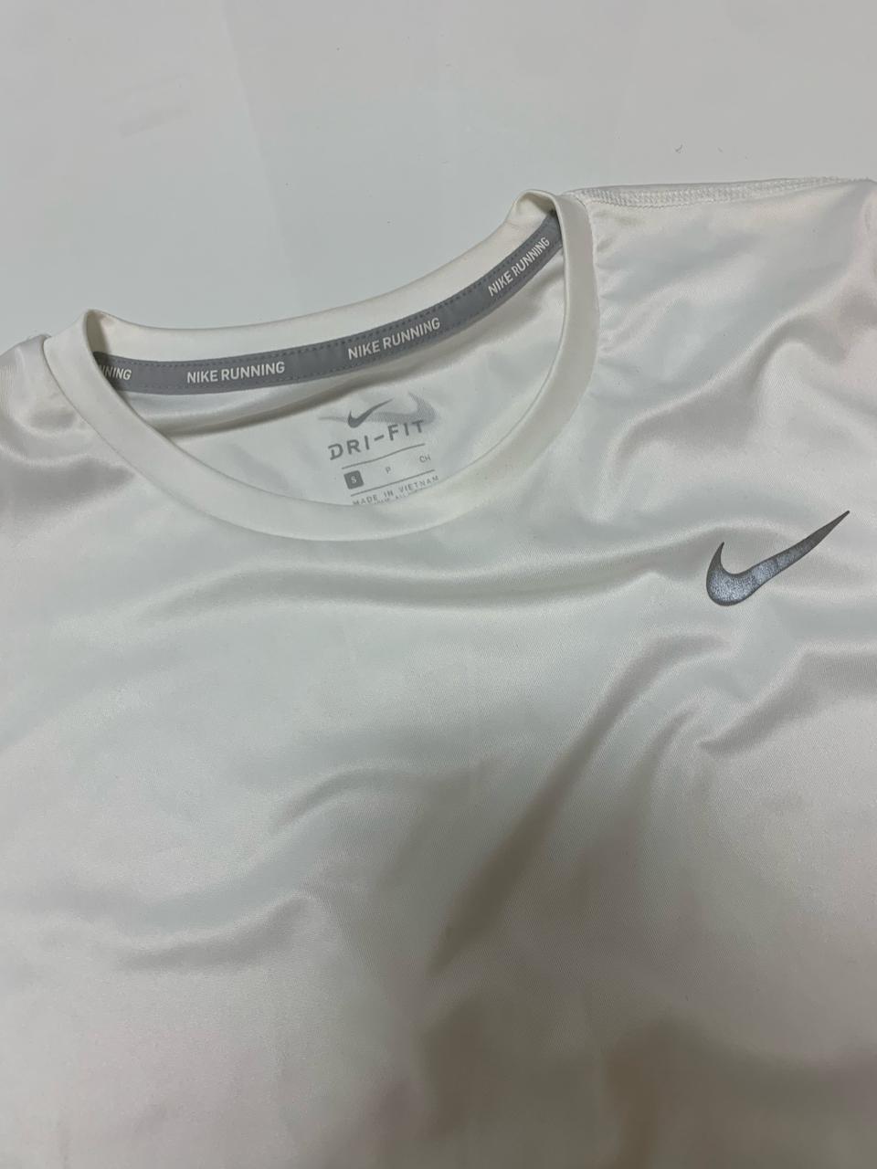 나이키드라이핏 여성 상의s